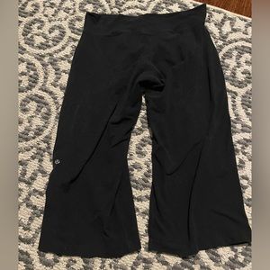 Lululemon wide leg crop pant
